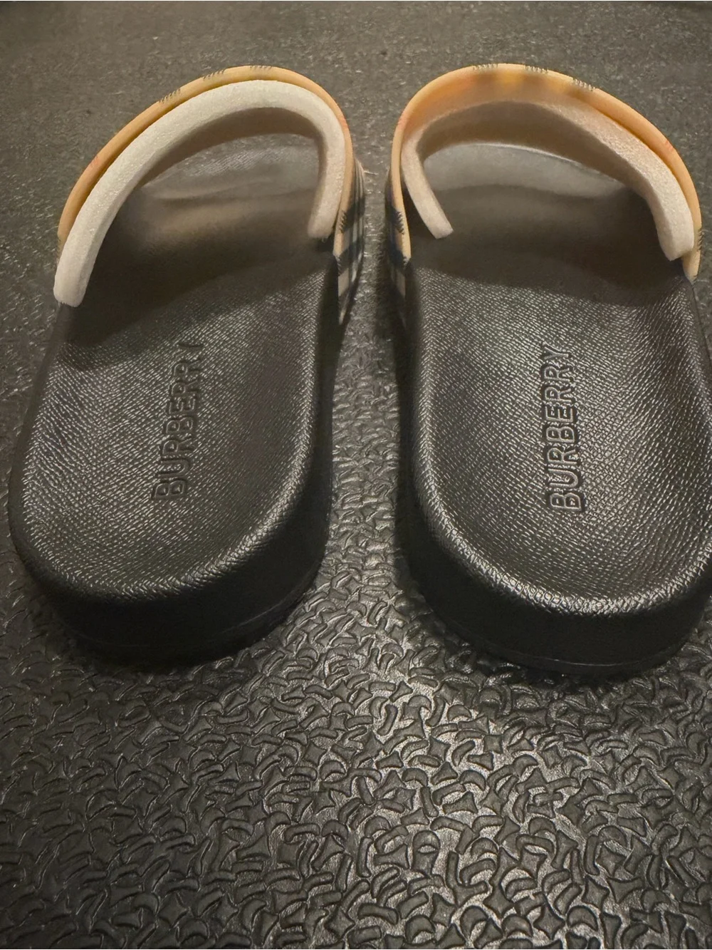 Burberry Women’s Check Slides Size 8.5
